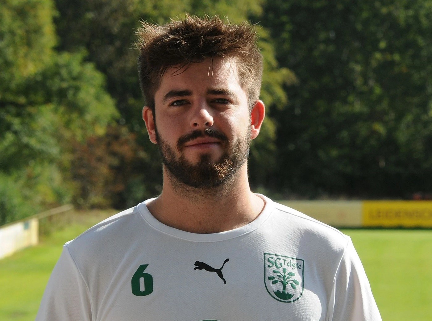 Dan Kouba trifft in Everswinkel Latte und Kopf